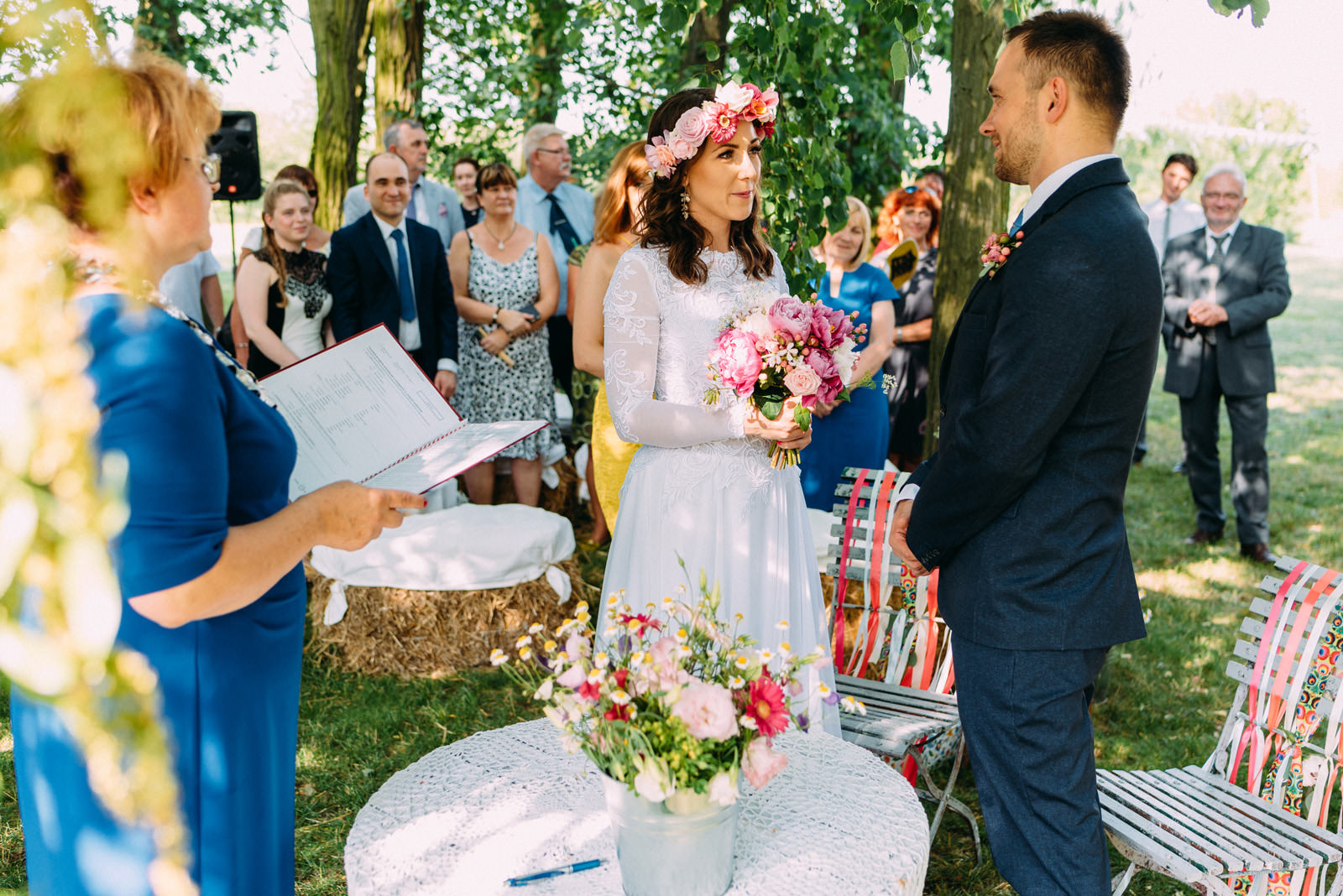 Wesele i ślub w plenerze pod Warszawą, Osada Młyńska - Luke Sezeck fotografia ślubna