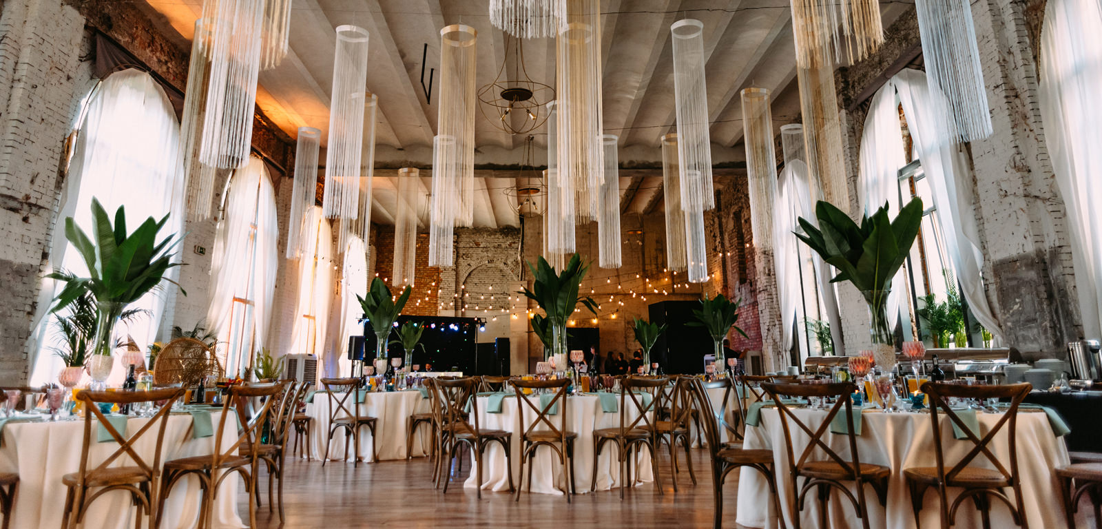piękna sala weselna boho w Reduta Banku Polskiego Warszawa